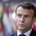 Desak Rusia Akhiri Operasi Militer, Macron Ingatkan Putin tentang Sanksi Berat