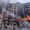 Diserang Tembakan Pasukan Rusia, Apartemen di Distrik Obolon Kiev Terbakar