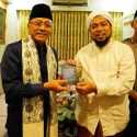 Sowan Kiai-kiai Jatim, Zulhas Promosikan Politik Jalan Tengah