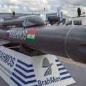 India Berhasil Uji Coba Rudal BrahMos dengan Tepat Sasaran