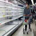 Berlakukan <i>Lockdown</i>, Hong Kong Hadapi <i>Panic Buying</i>