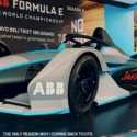 Replika Formula E Dipajang di Car Free Day HI, Warga Bisa Narsis