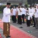 Digelar Terbatas, Jokowi Sholat Idulfitri di Halaman Istana Yogyakarta