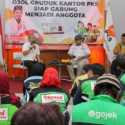 Bukan untuk Berunjuk Rasa, Ratusan Ojol Geruduk Kantor PKS Jakarta