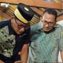 Menparekraf Berikan Suntikan Modal untuk Usaha Kriya UMKM Dhuafa di Tangerang Selatan