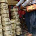 Lebih Ramah Lingkungan, Warga DKI Diminta Ganti Plastik dengan Besek Bambu atau Daun Pisang untuk Daging Kurban