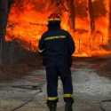 Yunani Dilanda Empat Kebakaran Besar, dari Resor Liburan sampai Hutan Nasional