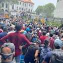 Dianggap Gagal Pimpin Negara, Rumah Presiden Sri Lanka Digeruduk Massa