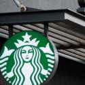 Kok Bisa, Starbucks Kopi Duel Starbucks Rokok