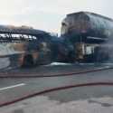 Bus Penumpang di Pakistan Tubrukan dengan Truk Tangki Minyak, 20 Tewas