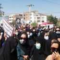Lima Demonstran Tewas dan Puluhan Lainnnya Terluka dalam Aksi Protes Kematian Mahsa Amini