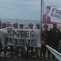 Ingin Capres Antikorupsi, Nelayan Banggai Kibarkan Bendera Bergambar Firli Bahuri