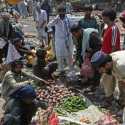 Inflasi Pakistan Tembus 27 Persen, Harga Bahan Pokok Meroket