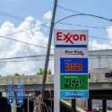 Raksasa Minyak Exxon Diperintahkan Mempekerjakan Lagi Dua Karyawannya yang Dipecat dan Mengganti Kerugian 800 Ribu Dolar AS
