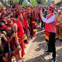 Panglima Jilah: Pasukan Merah Dayak Satu Komando Kawal Jokowi