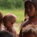 Krisis Kesehatan Makin Akut, Puluhan Anak di Wilayah Yanomami Dilarikan ke Rumah Sakit