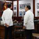 Di Rapim Kemhan, Jokowi dan Prabowo Naik Maung Hingga Ngobrol di Ruang Kerja Menhan