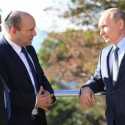 Bennett Mengenang Pertemuan Pertama dengan Putin, Termasuk Saat Ditawari Minum Vodka
