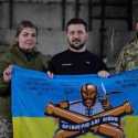 Zelenky Kunjungi Pasukan Ukraina di Dekat Medan Pertempuran Bakhmut