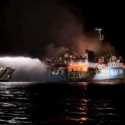 Angkut Ratusan Penumpang, Kapal Feri di Laut Filipina Terbakar