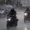 Tiga Wilayah Jakarta Waspada Hujan Disertai Petir