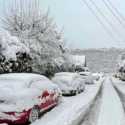 Badai Salju Hantam Inggris Lagi, Sekolah Sampai Lalu Lintas Lumpuh