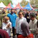 Kunjungi Posko Pengungsi Depo Plumpang, Jokowi Pastikan Ketersediaan Bantuan