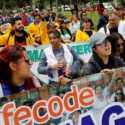Tuntut Perbaikan Sektor Pendidikan, Ratusan Guru di Kolombia Turun ke Jalan