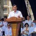 Luhut: Ekonomi Indonesia Stabil saat Covid-19 karena Peran Kades