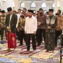 Jokowi Shalat Id di Solo, Didampingi Ganjar dan Ketua MK Anwar Usman