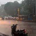 Hari Ketiga Lebaran, Sebagian Jakarta Diprediksi Hujan Petir dan Angin Kencang