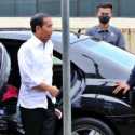 Kompak Berkemeja Putih Tinjau Pasar Bareng Ganjar, Jokowi Pastikan Harga Bapok Turun Jelang Lebaran