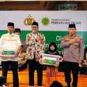 Gandeng PP Persis, Kapolri Salurkan 30 Ribu Paket Sembako ke Warga Jawa Barat