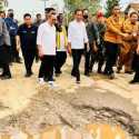 Rasakan Langsung Jalan Rusak di Lampung, Jokowi Kucurkan Rp 800 M untuk Perbaikan