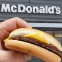 Ada Kotoran Tikus di Cheeseburger, McDonald's London Didenda Rp 9,2 Triliun