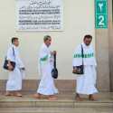 Keberangkatan Gelombang Kedua Dimulai, Jemaah Haji Diminta Sudah Kenakan Kain Ihram Sejak di Embarkasi