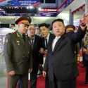 Kim Jong Un Terima Kunjungan Menhan Rusia, Pamer Alutsista Baru
