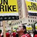 Tuntut Kenaikan Upah dan Perbaikan Beban Kerja, 15.000 Pekerja Hotel California Lakukan Aksi Mogok