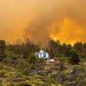 Gelombang Panas Picu Kebakaran Hutan, Ribuan Orang di La Palma Spanyol Dievakuasi