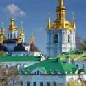 Pengadilan Ukraina Pindahkan Kepala Biara Kiev-Pechersk Lavra dari Tahanan Rumah ke Penjara