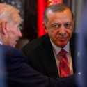 Seymour Hersh: Biden Tawarkan Utang IMF kepada Erdogan untuk Meratifikasi Permintaan Swedia Masuk NATO