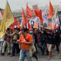 Demonstrasi Buruh Menuntut Pembatalan Undang-undang