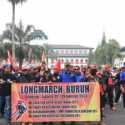 Dimulai Hari Ini, Ratusan Buruh <i>Longmarch</i> dari Bandung Menuju Jakarta