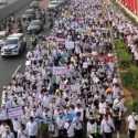 Demonstrasi Honorer Menuntut Diangkat Menjadi ASN