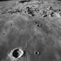 NASA Temukan Kawah Baru di Bulan, Diduga Terbentuk oleh Pesawat Luar Angkasa Rusia