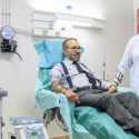 Raja Maroko Kunjungi Korban Gempa dan Donorkan Darah