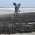 Tumpahan Batubara Kembali Cemari Perairan dan Pantai, Pemerintah dan DPR Aceh Dinilai Tidak Serius Lakukan Pencegahan