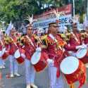 Ganjar-Mahfud Diarak Pawai Kebudayaan Menuju KPU