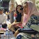 Garap Suara Anak Muda, Yenny Wahid <i>Cangkrukan</i> Bareng Milenial di Surabaya