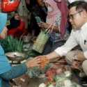 Cek Harga Sembako di Pasar Grogolan, Cak Imin Tampung Keluhan Pedagang